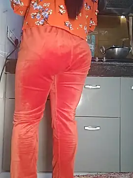 Snapshot of Manpreet_kaur21 chatting on February 14, 2025, 6:45 am Manpreet kaur21 online show from February 14, 2025, 6:45 am