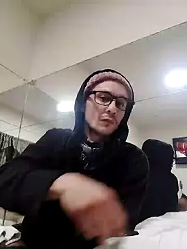 Snapshot of gabelove369 chatting on December 6, 2024, 6:59 am gabelove369 online show from December 6, 2024, 6:59 am