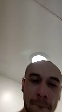 Snapshot of gabelove369 chatting on December 24, 2024, 3:27 am gabelove369 online show from December 24, 2024, 3:27 am