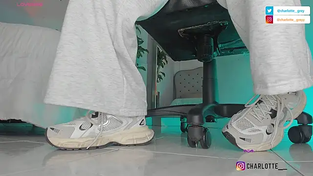 Snapshot of charlotte__grey chatting on October 28, 2025, 8:11 pm charlotte grey online show from October 28, 2025, 8:11 pm