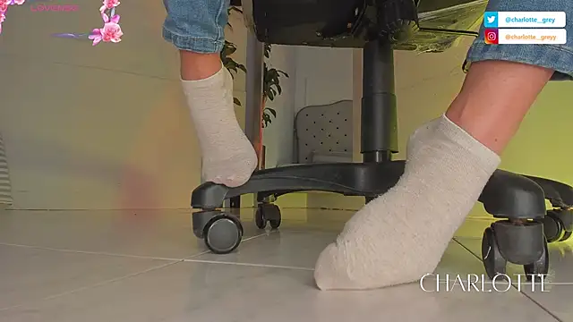 Snapshot of charlotte__grey chatting on November 7, 2025, 8:53 pm charlotte grey online show from November 7, 2025, 8:53 pm