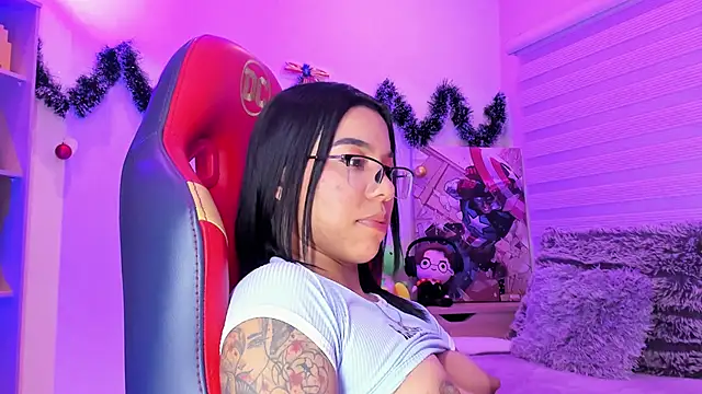 Snapshot of madelyn_rose_ chatting on January 9, 2025, 8:45 am madelyn rose online show from January 9, 2025, 8:45 am