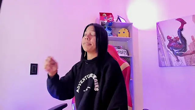 Snapshot of madelyn_rose_ chatting on January 15, 2025, 2:17 am madelyn rose online show from January 15, 2025, 2:17 am