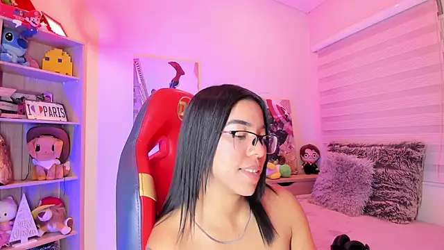 Snapshot of madelyn_rose_ chatting on January 15, 2025, 8:20 am madelyn rose online show from January 15, 2025, 8:20 am