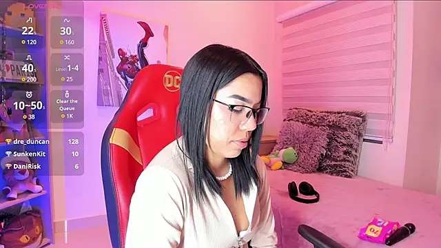 Snapshot of madelyn_rose_ chatting on January 22, 2025, 8:07 am madelyn rose online show from January 22, 2025, 8:07 am