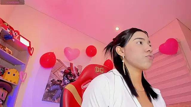 Snapshot of madelyn_rose_ chatting on February 15, 2025, 2:37 am madelyn rose online show from February 15, 2025, 2:37 am