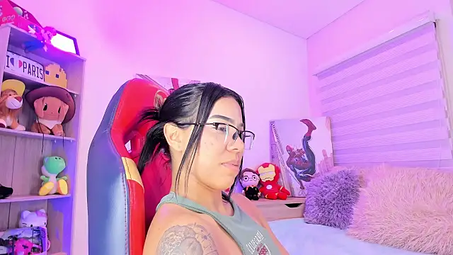 Snapshot of madelyn_rose_ chatting on February 22, 2025, 9:12 am madelyn rose online show from February 22, 2025, 9:12 am