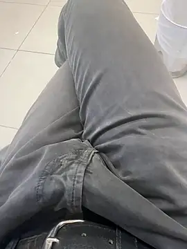 Snapshot of hotisraeli chatting on January 6, 2025, 9:08 am hotisraeli online show from January 6, 2025, 9:08 am