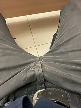 Snapshot of hotisraeli chatting on January 6, 2025, 3:51 pm hotisraeli online show from January 6, 2025, 3:51 pm