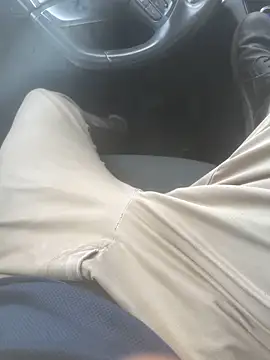 Snapshot of hotisraeli chatting on September 26, 2025, 8:18 am hotisraeli online show from September 26, 2025, 8:18 am