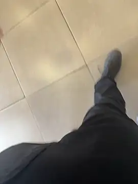 Snapshot of hotisraeli chatting on November 5, 2025, 11:10 am hotisraeli online show from November 5, 2025, 11:10 am