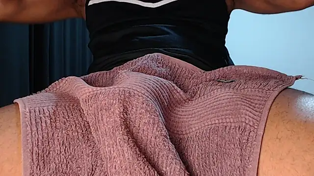 Snapshot of guinho_sp chatting on January 8, 2025, 4:02 am guinho sp online show from January 8, 2025, 4:02 am