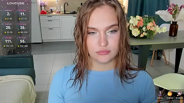 CarolineLovers online show from December 5, 2024, 2:20 am