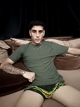 arenn1997 online show from September 11, 2025, 12:22 am