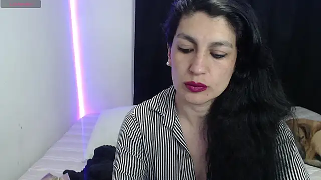 Snapshot of cristina_connor chatting on January 15, 2025, 4:25 am cristina connor online show from January 15, 2025, 4:25 am