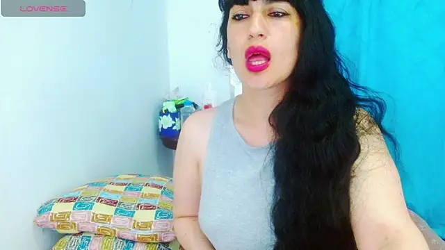 Snapshot of cristina_connor chatting on October 14, 2025, 2:34 am cristina connor online show from October 14, 2025, 2:34 am