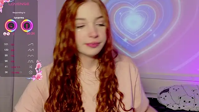 Snapshot of cinnabon_girls chatting on March 16, 2025, 8:21 pm cinnabon girls online show from March 16, 2025, 8:21 pm