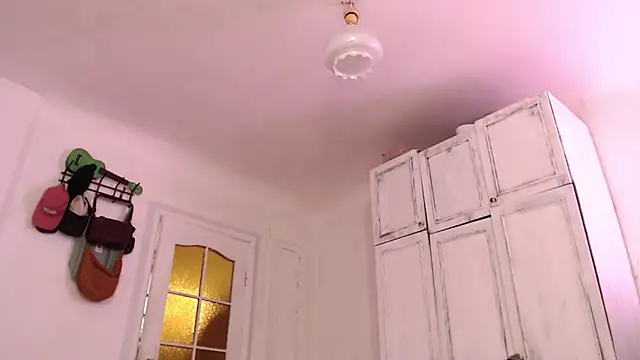 Snapshot of Mayrumey chatting on March 4, 2025, 12:33 pm Mayrumey online show from March 4, 2025, 12:33 pm