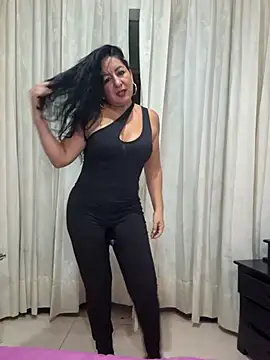 viollett 28 online show from February 25, 2025, 12:36 am