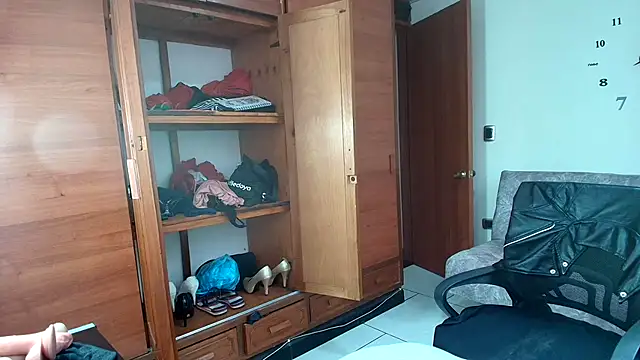 Snapshot of Majo_Soussa chatting on September 30, 2025, 1:05 pm Majo Soussa online show from September 30, 2025, 1:05 pm