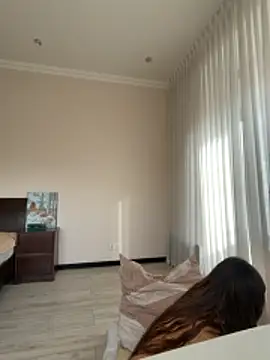 Hott Lolla online show from November 22, 2025, 8:46 am