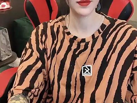 witch-39 online show from December 2, 2024, 3:36 pm