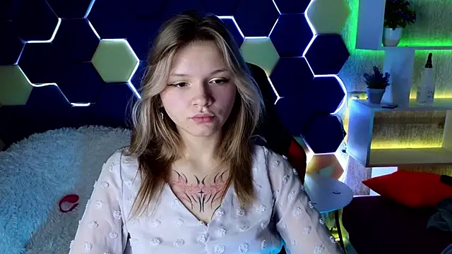 LitaBrom online show from December 29, 2024, 5:21 am