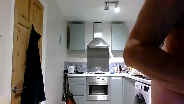 Snapshot of jimmybenido chatting on November 24, 2025, 5:34 pm jimmybenido online show from November 24, 2025, 5:34 pm