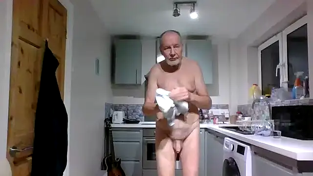 Snapshot of jimmybenido chatting on November 29, 2025, 5:38 pm jimmybenido online show from November 29, 2025, 5:38 pm