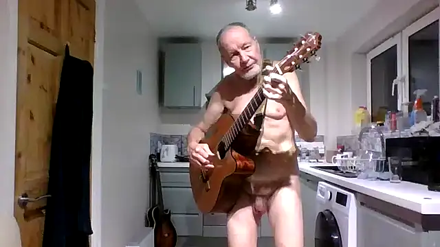 Snapshot of jimmybenido chatting on December 5, 2025, 5:42 pm jimmybenido online show from December 5, 2025, 5:42 pm