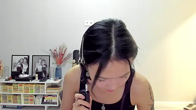 ailey chao online show from November 29, 2025, 1:41 am