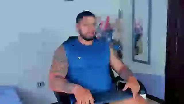 Snapshot of Cristian_Walker chatting on February 2, 2025, 12:02 pm Cristian Walker online show from February 2, 2025, 12:02 pm