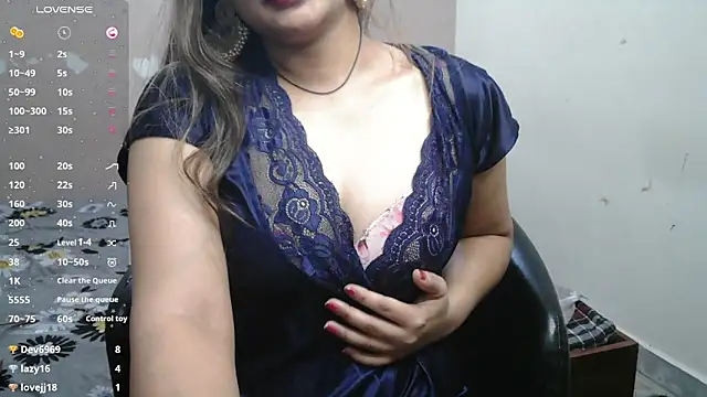 Snapshot of Jass-Karan chatting on February 12, 2025, 12:37 am Jass-Karan online show from February 12, 2025, 12:37 am