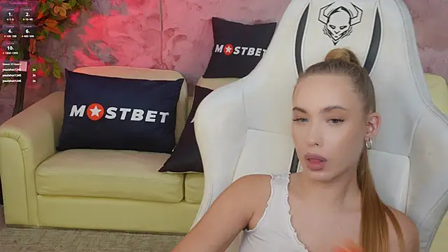 Linda054 online show from December 12, 2024, 11:58 pm