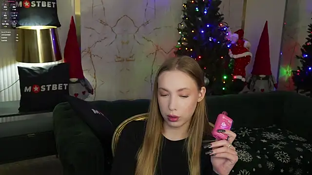 Linda054 online show from January 12, 2025, 3:57 pm