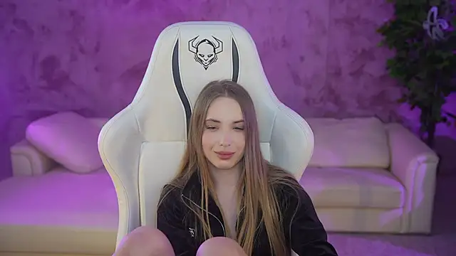 Linda054 online show from February 16, 2025, 3:58 am