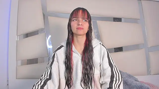 Snapshot of chrystal_js chatting on February 20, 2025, 1:08 pm chrystal js online show from February 20, 2025, 1:08 pm