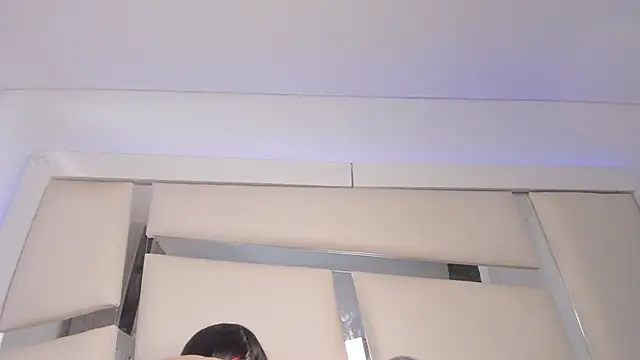 Snapshot of chrystal_js chatting on February 20, 2025, 4:14 pm chrystal js online show from February 20, 2025, 4:14 pm