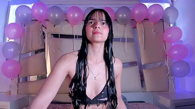 Snapshot of chrystal_js chatting on October 21, 2025, 1:23 pm chrystal js online show from October 21, 2025, 1:23 pm