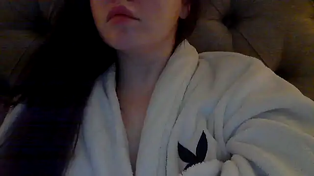 Snapshot of Sandysecret chatting on December 19, 2024, 8:34 pm Sandysecret online show from December 19, 2024, 8:34 pm