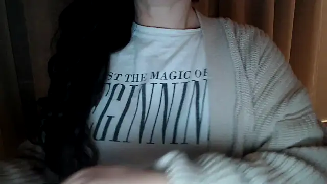 Sandysecret online show from November 6, 2025, 8:54 pm