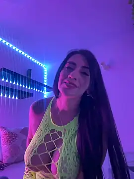 Snapshot of tamara_jay chatting on December 7, 2024, 1:47 am tamara jay online show from December 7, 2024, 1:47 am