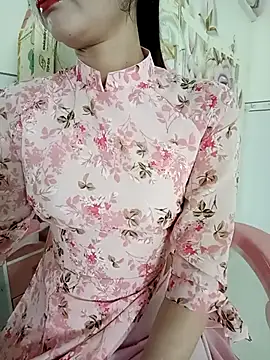 Snapshot of ___Erin___ chatting on February 7, 2025, 3:19 pm Erin online show from February 7, 2025, 3:19 pm