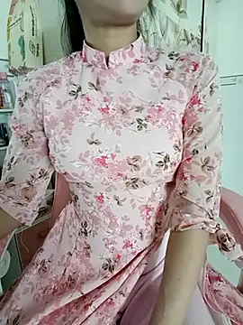 Snapshot of ___Erin___ chatting on February 18, 2025, 2:59 pm Erin online show from February 18, 2025, 2:59 pm