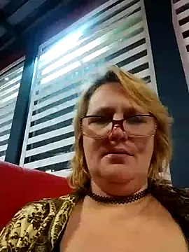 Snapshot of Forest-Lady chatting on January 17, 2025, 8:33 pm Forest-Lady online show from January 17, 2025, 8:33 pm