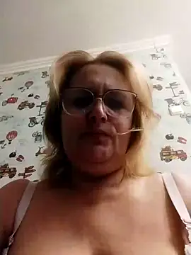 Snapshot of Forest-Lady chatting on September 17, 2025, 6:53 pm Forest-Lady online show from September 17, 2025, 6:53 pm