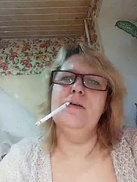 Snapshot of Forest-Lady chatting on November 8, 2025, 1:44 pm Forest-Lady online show from November 8, 2025, 1:44 pm