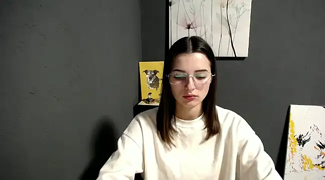 Snapshot of lady_olivia_ chatting on December 4, 2024, 3:32 pm lady olivia online show from December 4, 2024, 3:32 pm