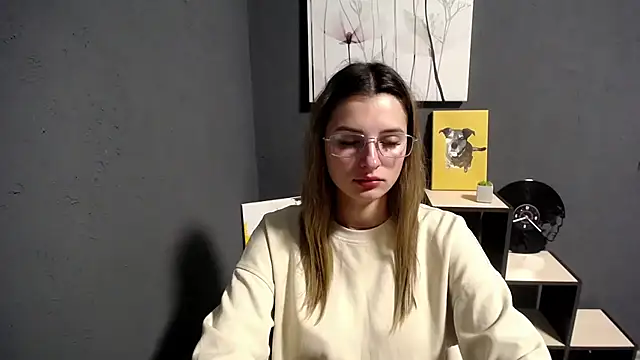 Snapshot of lady_olivia_ chatting on October 1, 2025, 3:29 pm lady olivia online show from October 1, 2025, 3:29 pm