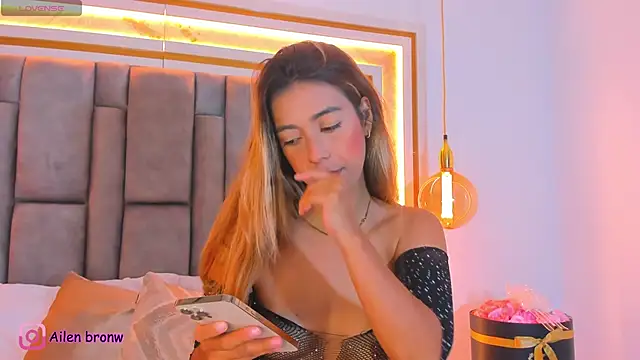 elianabrown online show from September 10, 2025, 9:37 pm